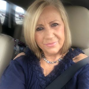 Meet your Posher, Sandra